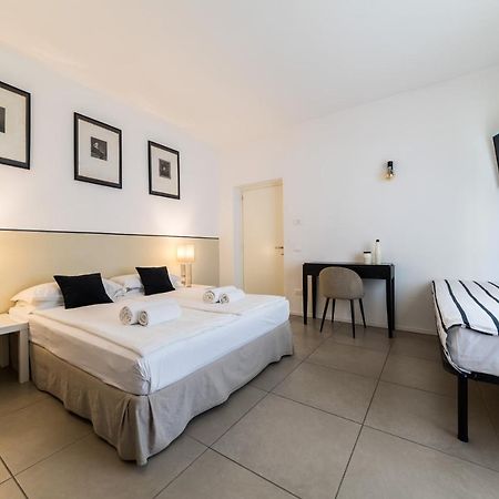 Carly'S Rooms Torbole Sul Garda Εξωτερικό φωτογραφία