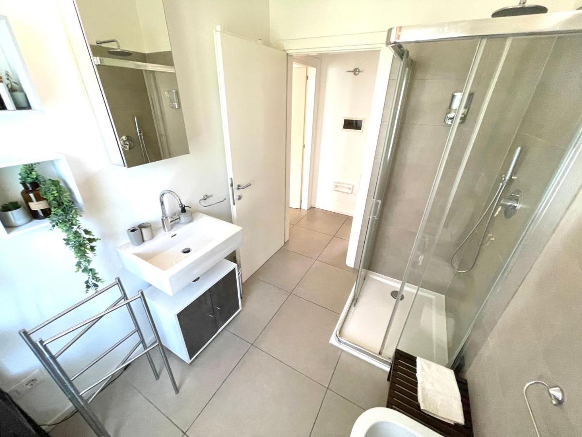 Carly'S Rooms Torbole Sul Garda Εξωτερικό φωτογραφία