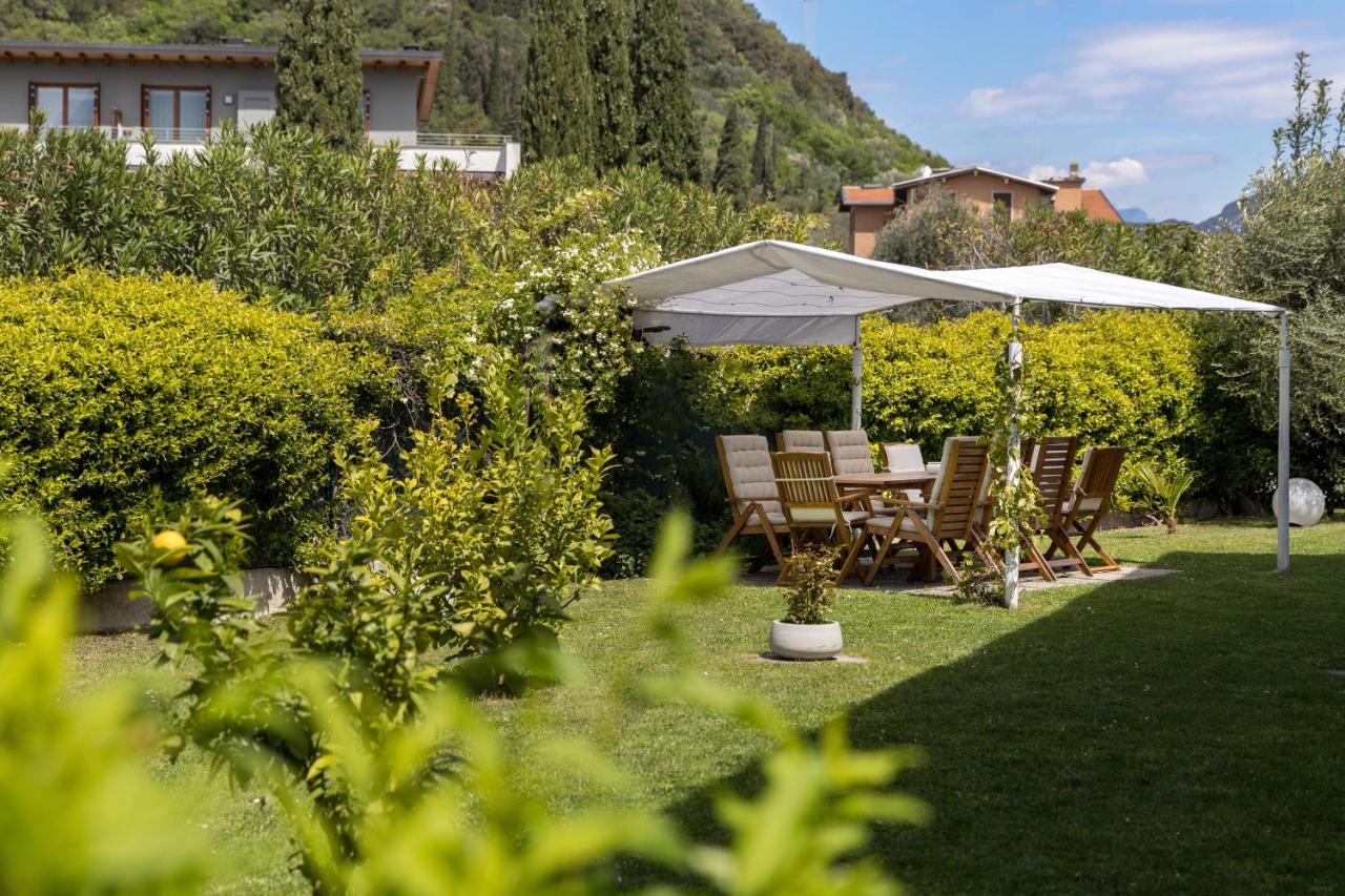 Carly'S Rooms Torbole Sul Garda Εξωτερικό φωτογραφία