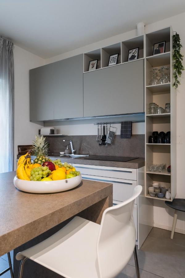 Carly'S Rooms Torbole Sul Garda Εξωτερικό φωτογραφία