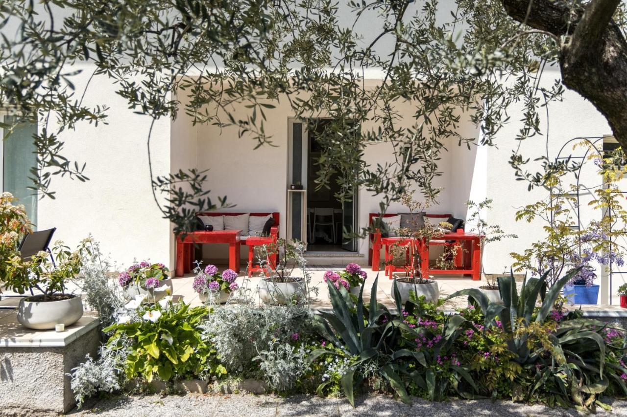 Carly'S Rooms Torbole Sul Garda Εξωτερικό φωτογραφία